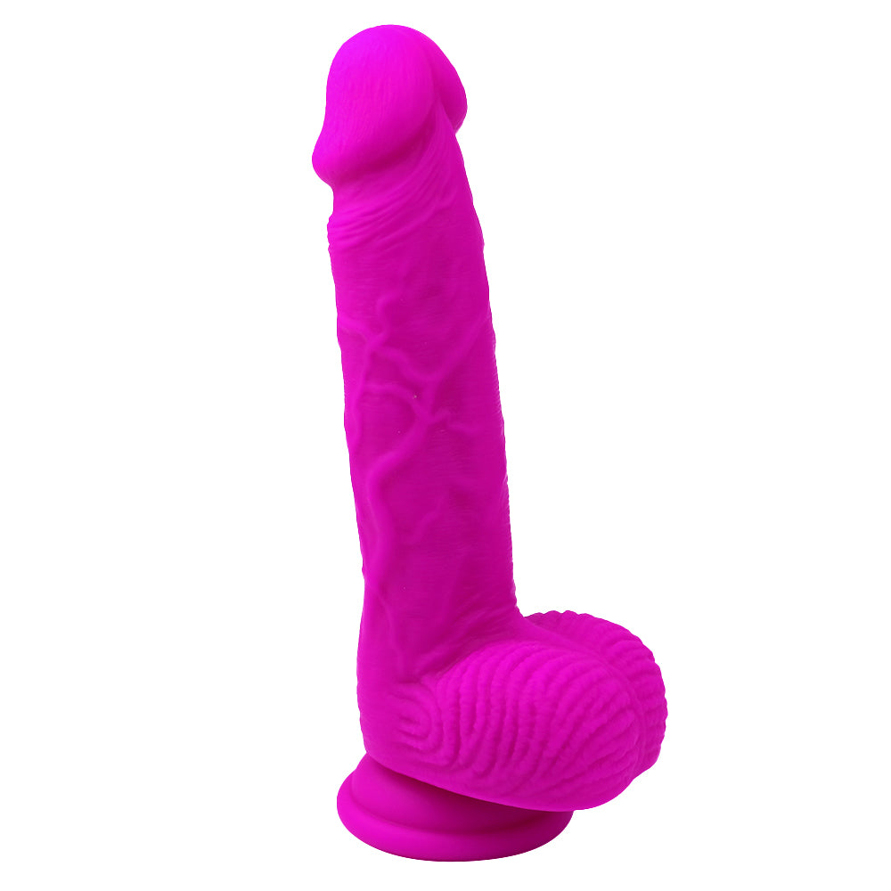 Pleasurez Dildo Nova, realistinen dildo, kuvassa näkyvä yksityiskohtainen muoto ja pehmeä tekstuuri.